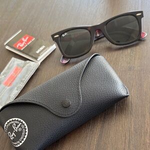 Ray-Ban Classic Black Sunglasses with Case